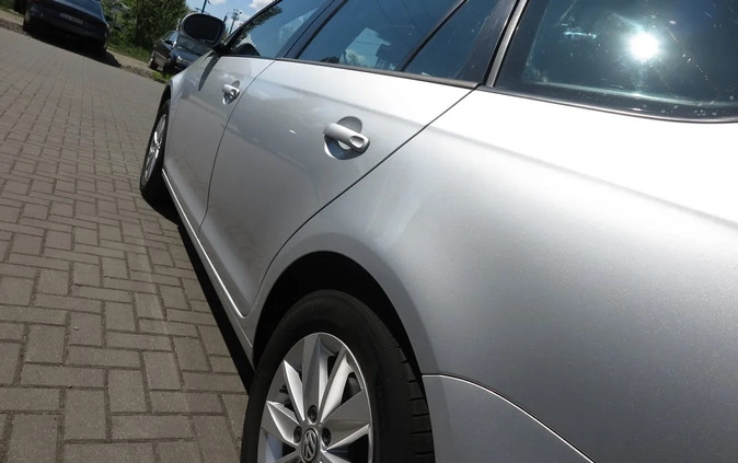 Volkswagen Golf cena 25700 przebieg: 194000, rok produkcji 2010 z Niemcza małe 781